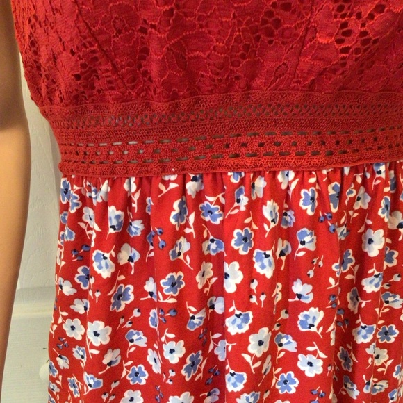 No Boundaries Juniors Red Floral Sleeveless Lace V-Neck Cami Tank Top Size Large - Picture 7 of 9